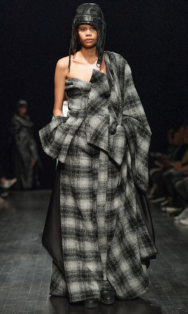 PATRIKGUGGENBERGER_TAILINGS_AW15_LOWRES-5